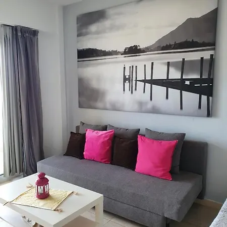 El Albero Integrado En El Pyr Céntrico Y En Primera Línea De Playa Appartamento *